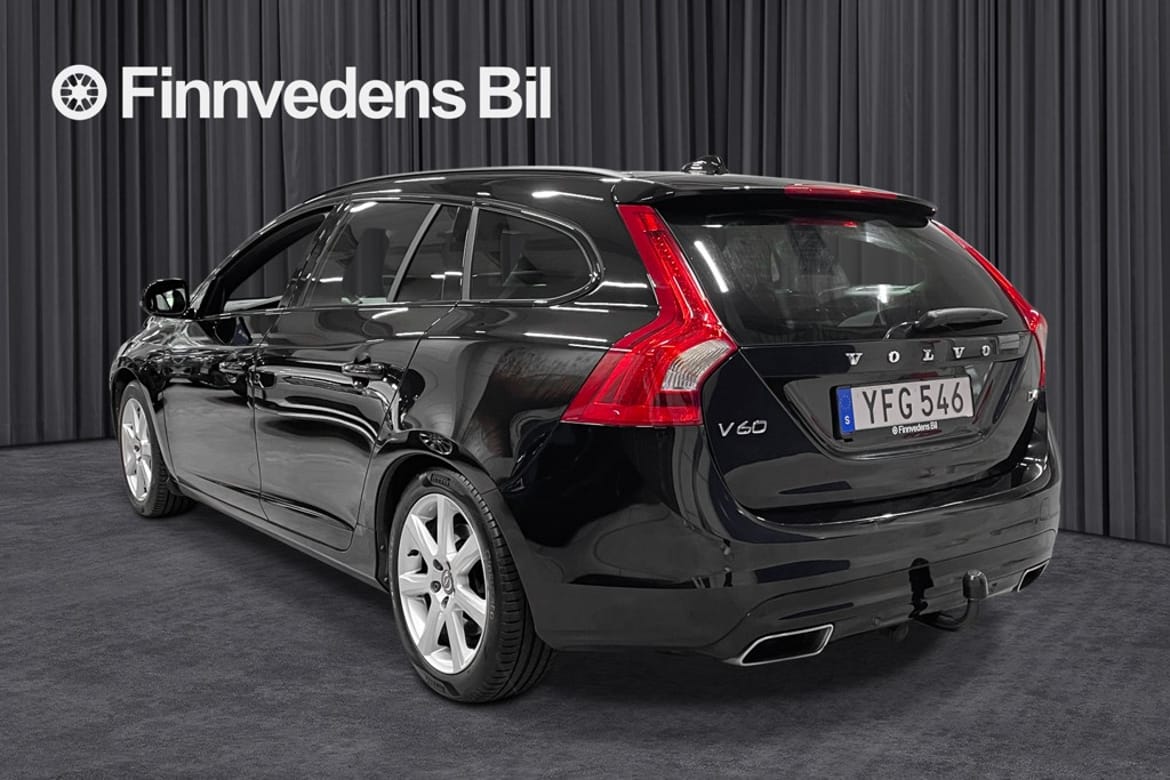 Volvo V60 2017 - miniatyr 2