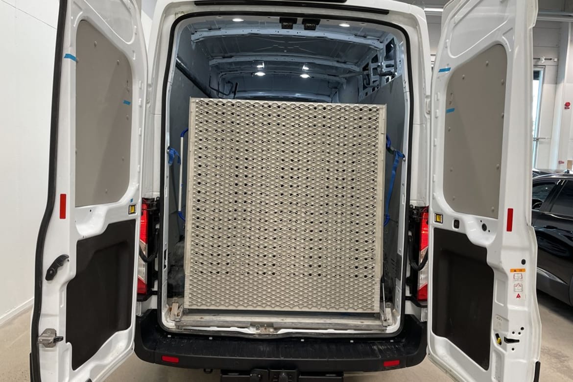 Ford Transit 2021 - miniatyr 10