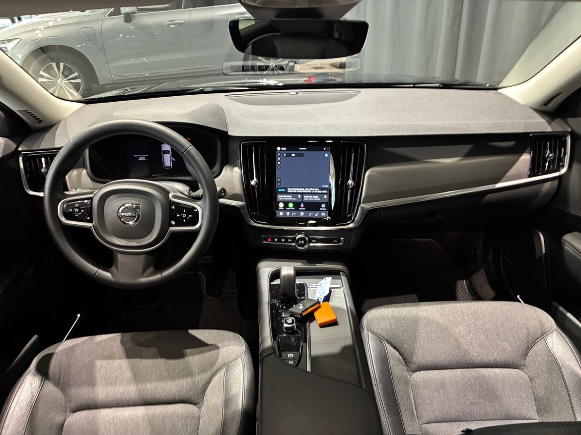 Volvo V90 2023 - miniatyr 16