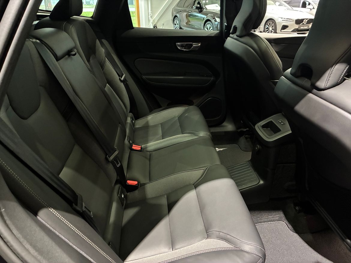 Volvo XC60 2025 - miniatyr 12