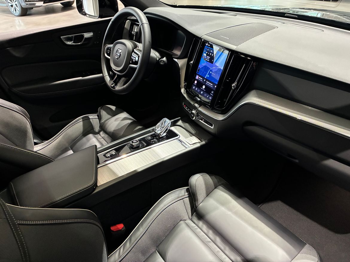 Volvo XC60 2025 - miniatyr 14