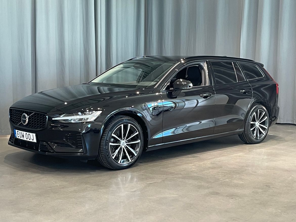 Volvo V60 2023 - bild 1 av 12