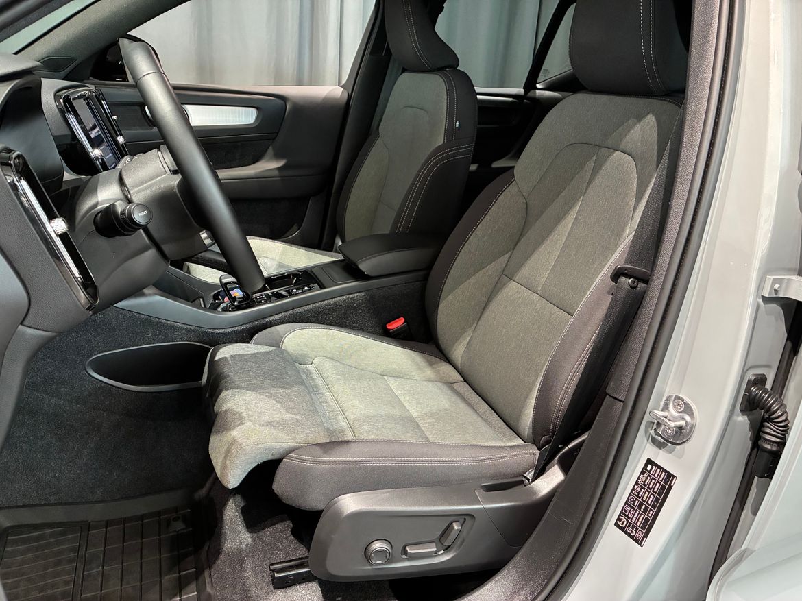 Volvo XC40 2025 - miniatyr 18