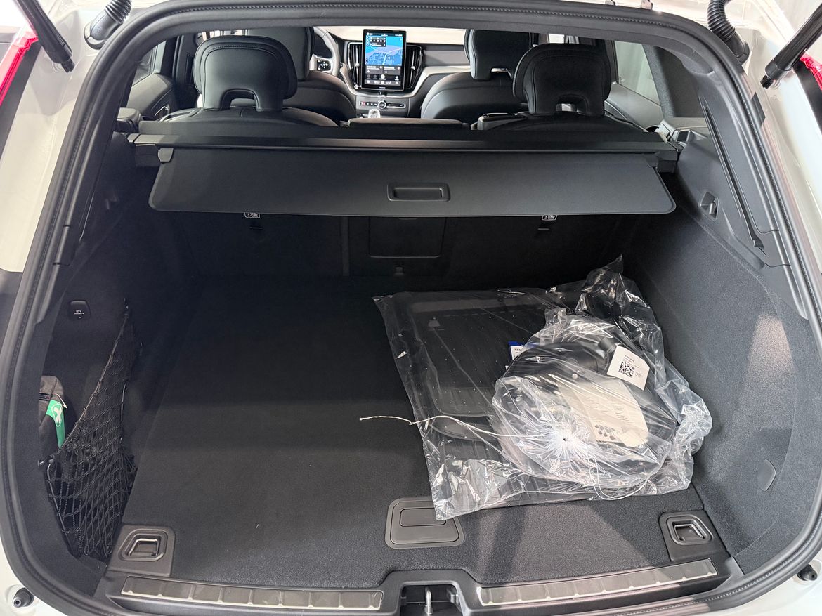 Volvo XC60 2027 - miniatyr 8