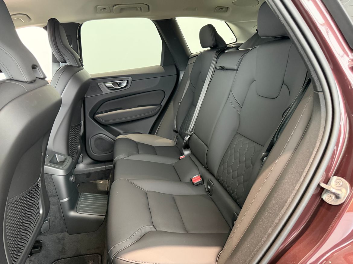 Volvo XC60 2027 - miniatyr 6