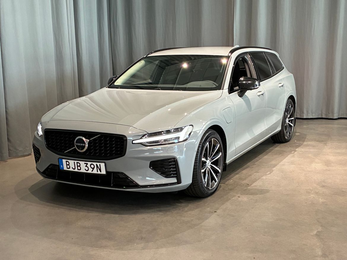 Volvo V60 2025 - bild 1 av 19
