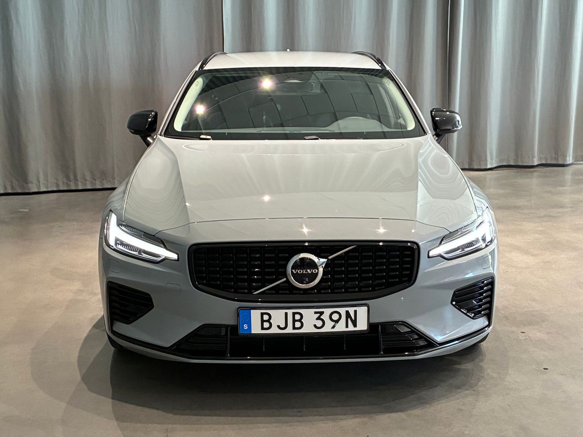 Volvo V60 2025 - miniatyr 3
