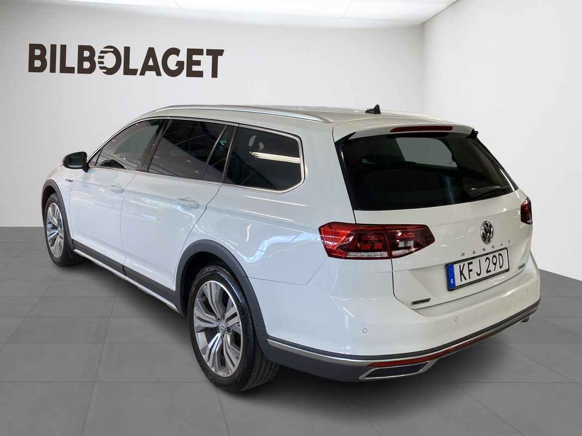 Volkswagen Passat 2020 - miniatyr 3