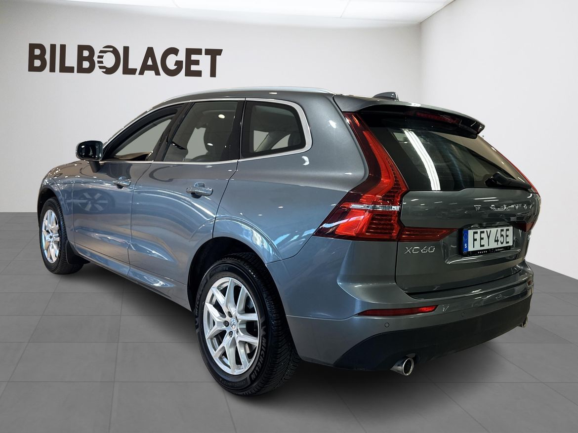 Volvo XC60 2020 - miniatyr 3