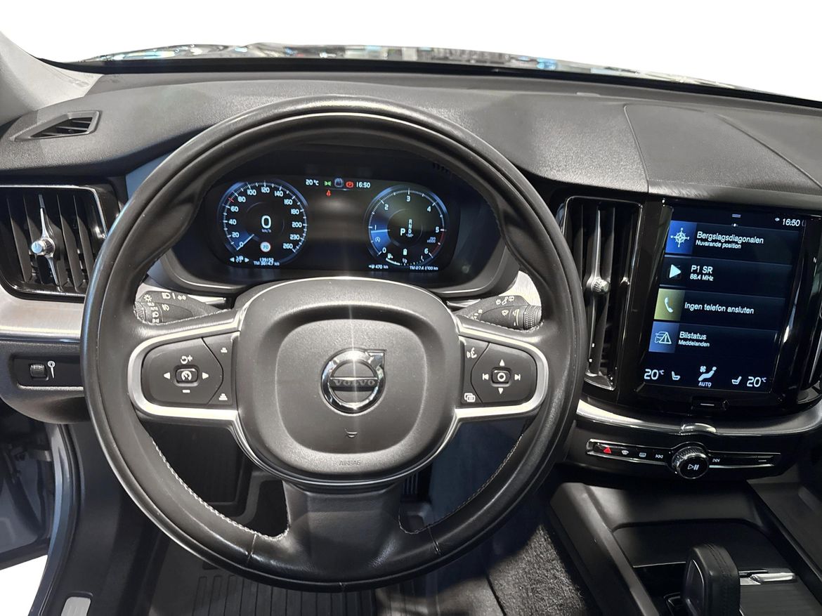Volvo XC60 2020 - miniatyr 9