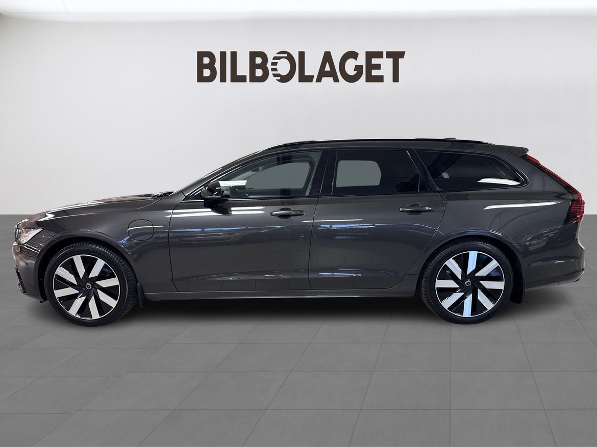 Volvo V90 2025 - miniatyr 2