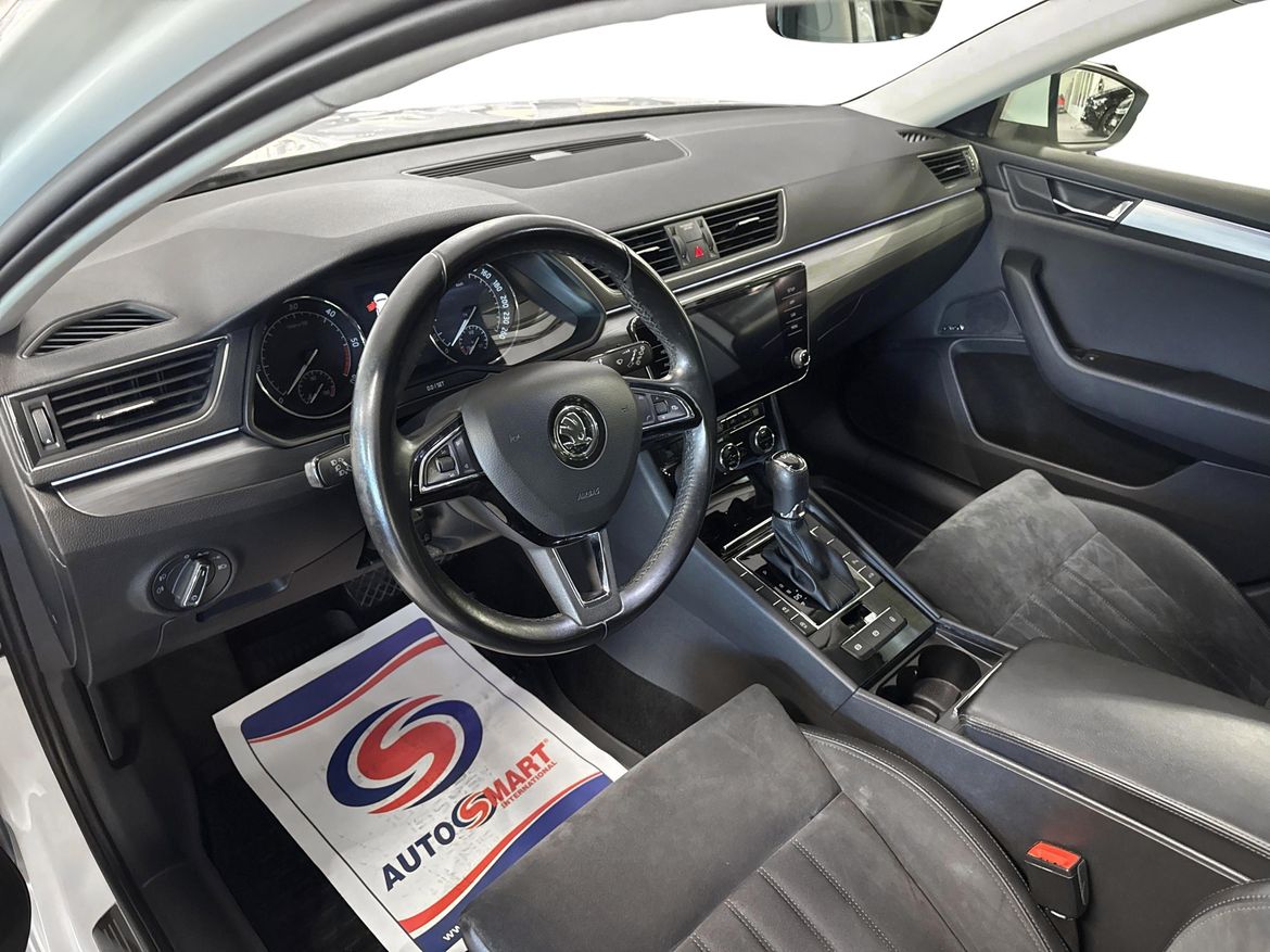 Škoda Superb 2018 - miniatyr 6