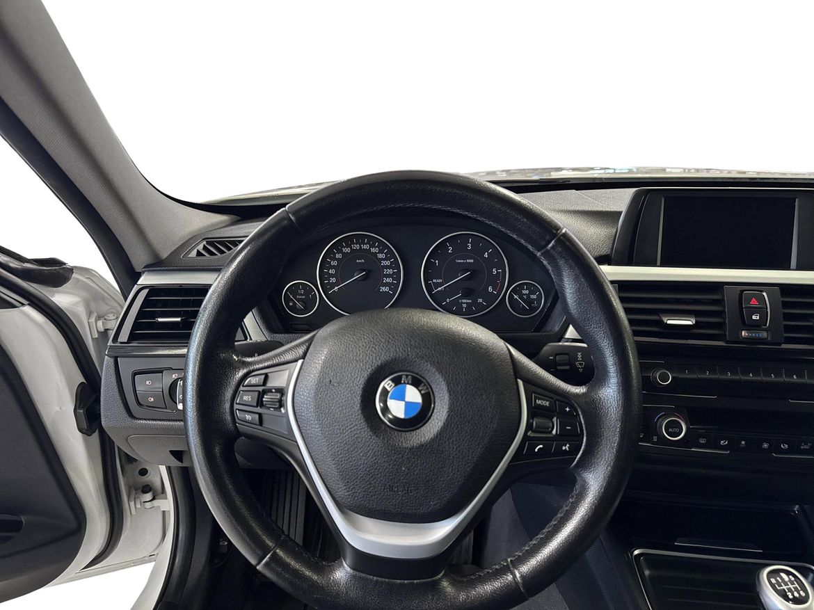 BMW 3-serie 2013 - miniatyr 9