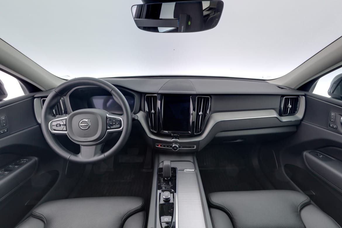 Volvo XC60 2025 - miniatyr 7