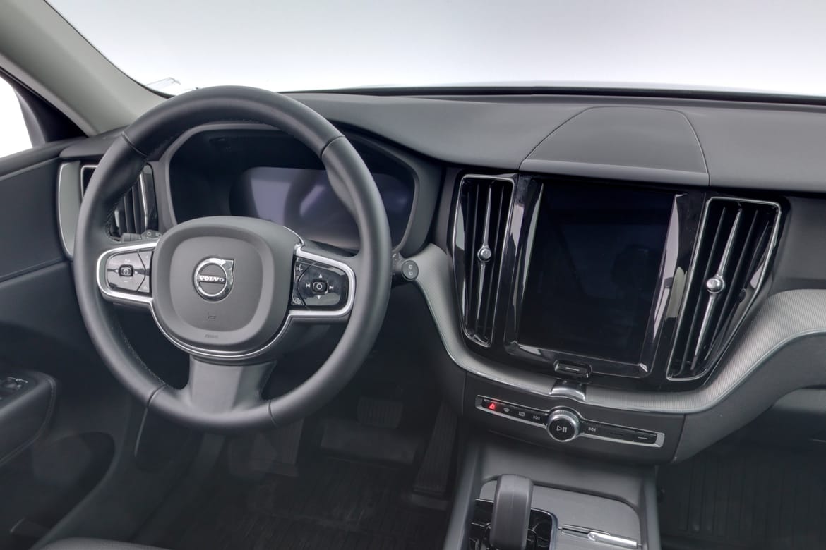 Volvo XC60 2025 - miniatyr 8