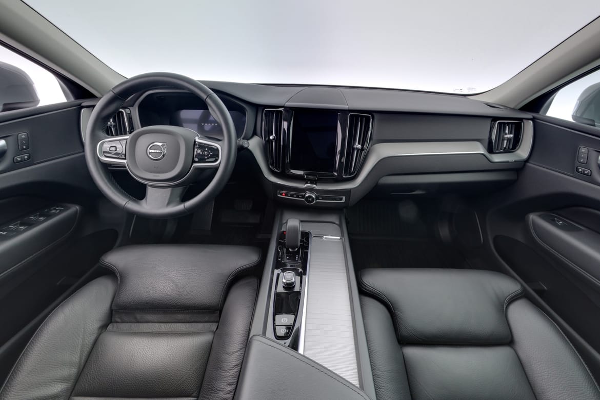 Volvo XC60 2025 - miniatyr 7
