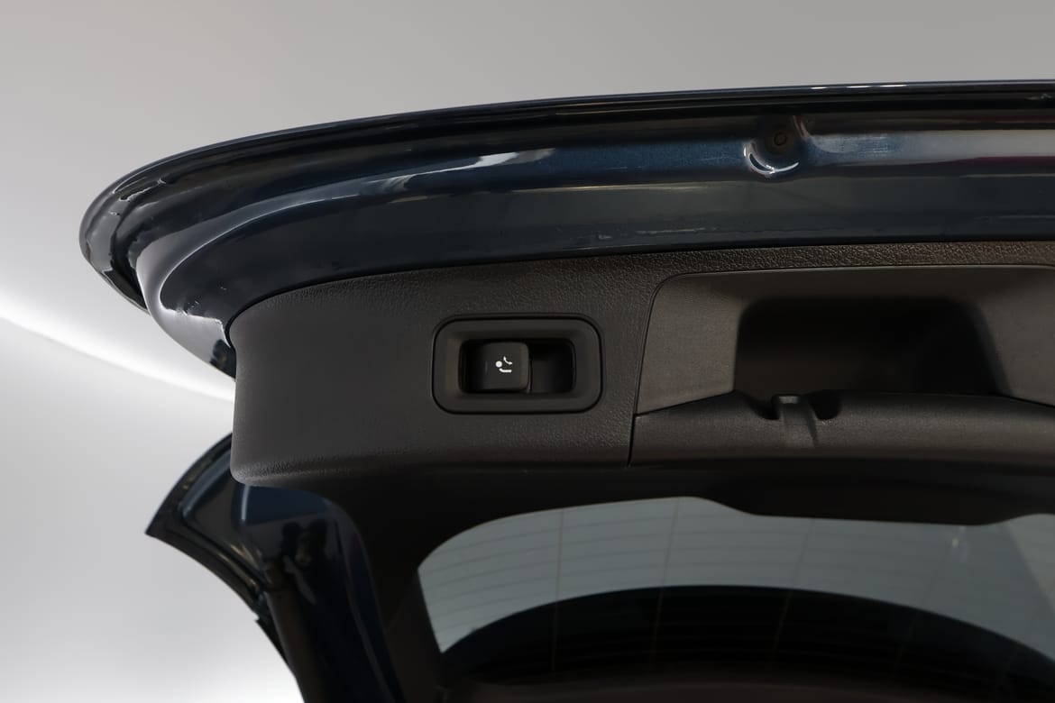 Mercedes-Benz GLA 2023 - miniatyr 17