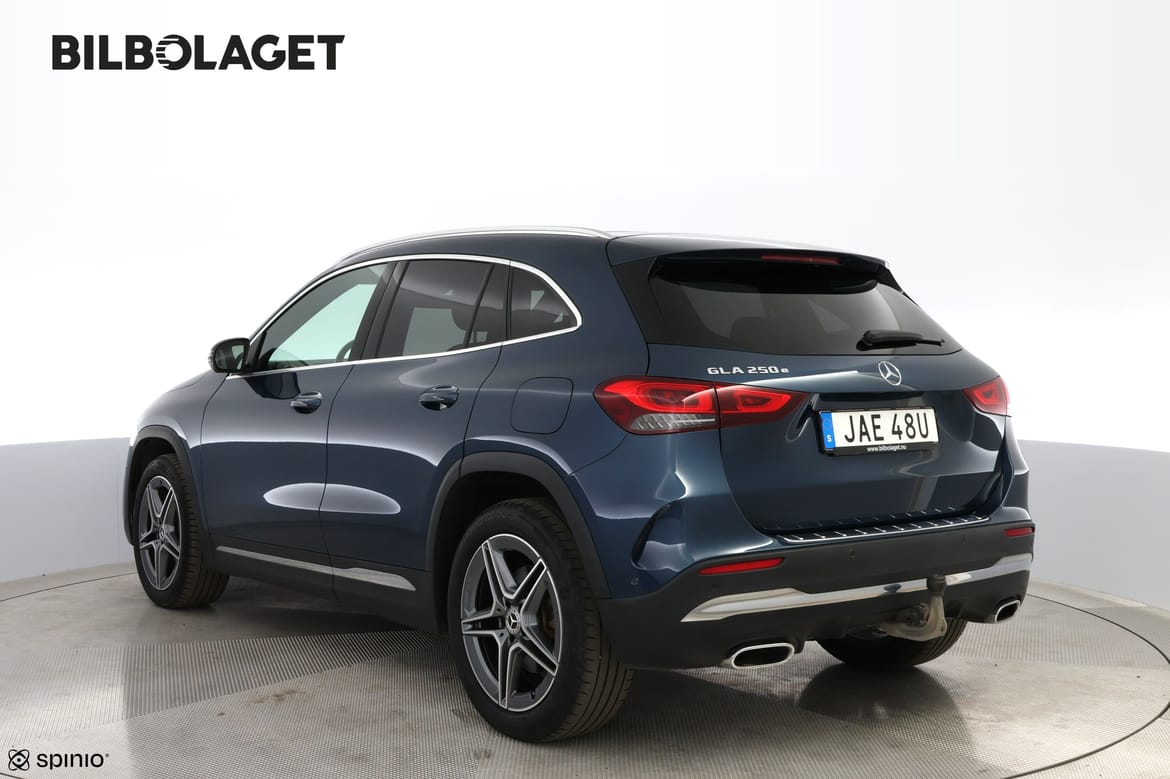 Mercedes-Benz GLA 2023 - miniatyr 3