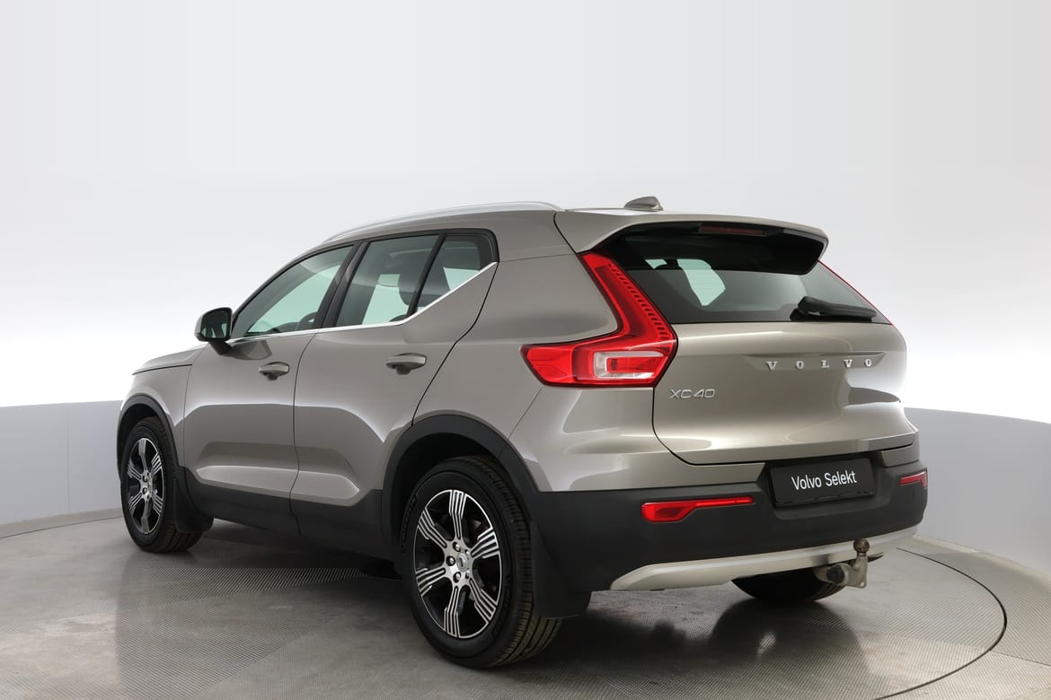 Volvo XC40 2022 - miniatyr 3