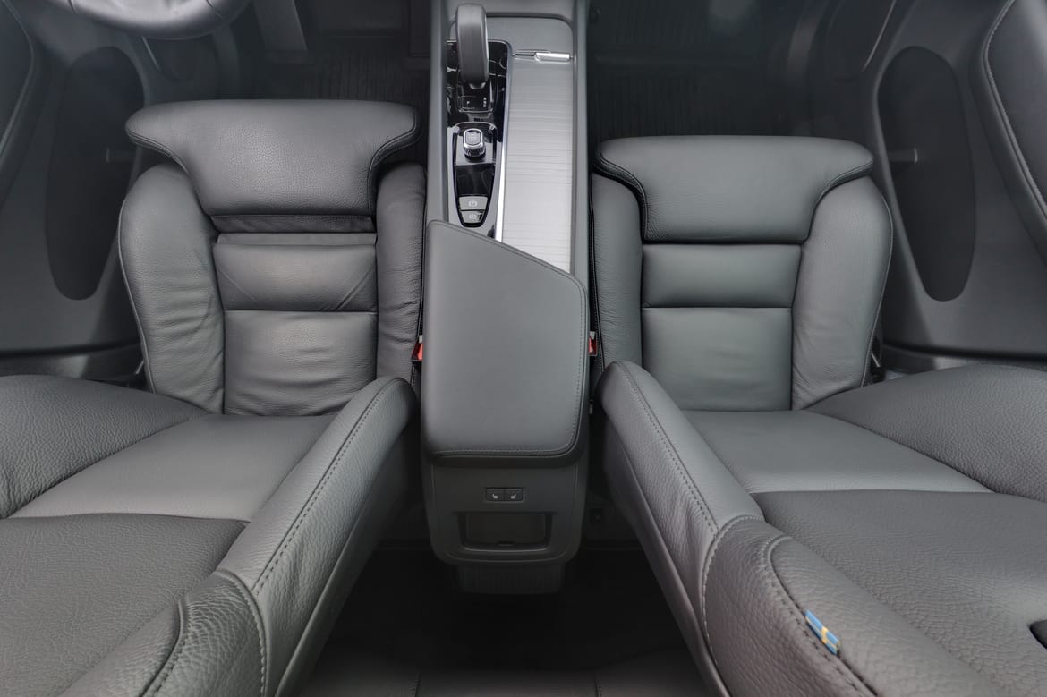 Volvo XC60 2025 - miniatyr 9