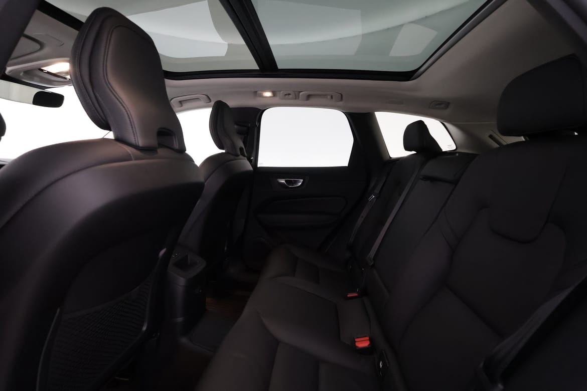 Volvo XC60 2025 - miniatyr 10