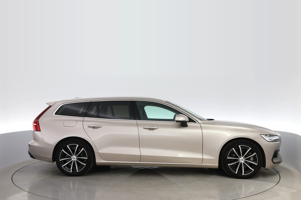 Volvo V60 2025 - miniatyr 5