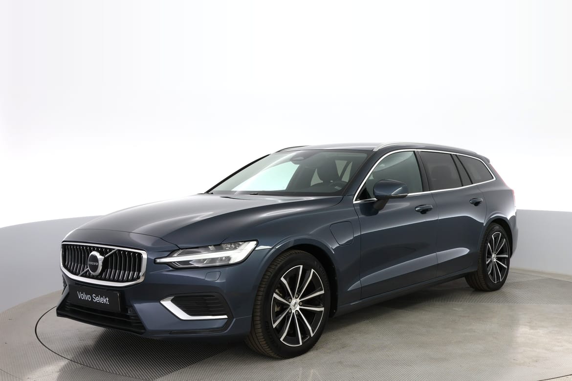 Volvo V60 2025 - bild 1 av 17