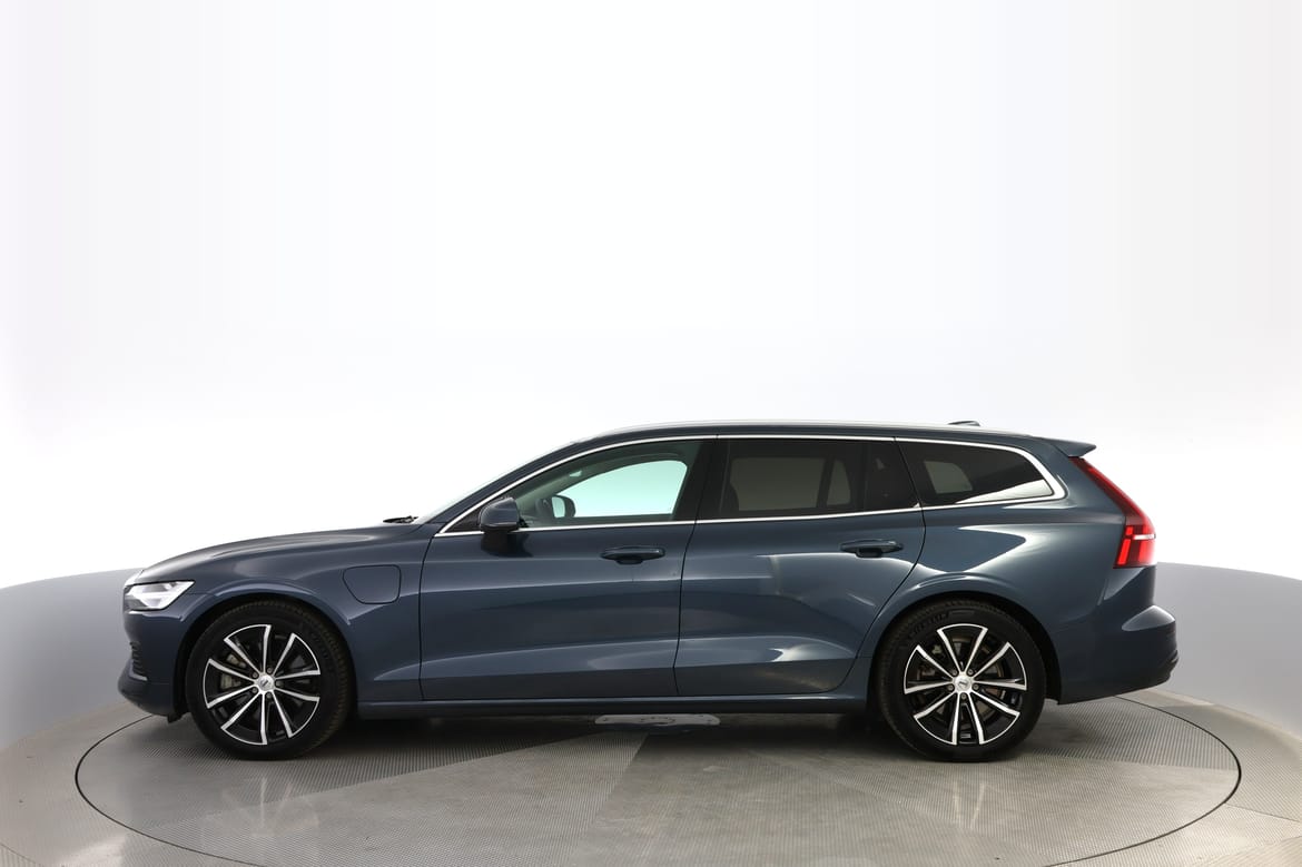 Volvo V60 2025 - miniatyr 2