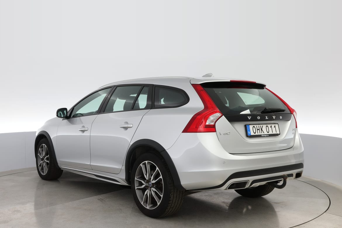 Volvo V60 2017 - miniatyr 3