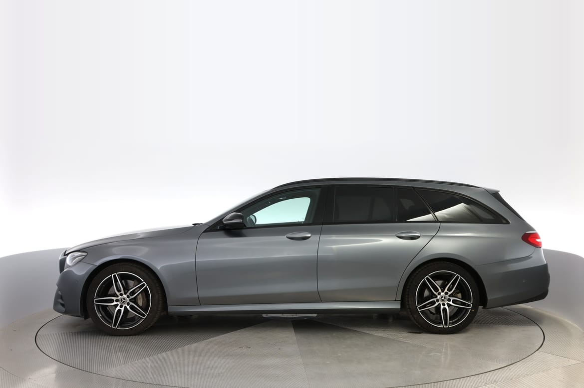 Mercedes-Benz E-Klass 2018 - miniatyr 2