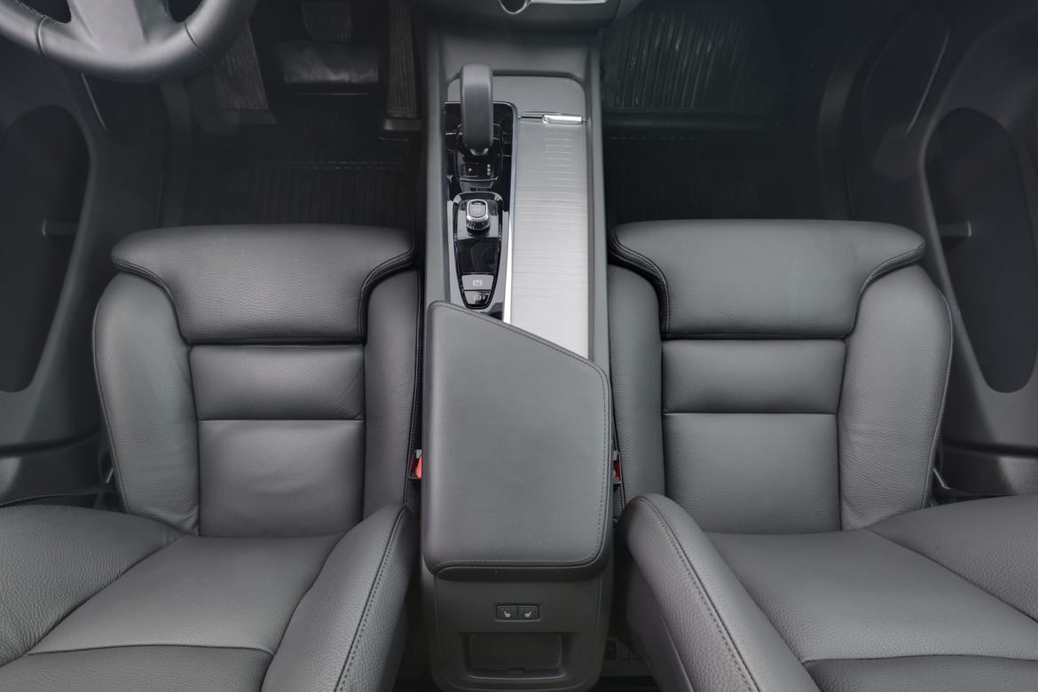 Volvo XC60 2025 - miniatyr 9