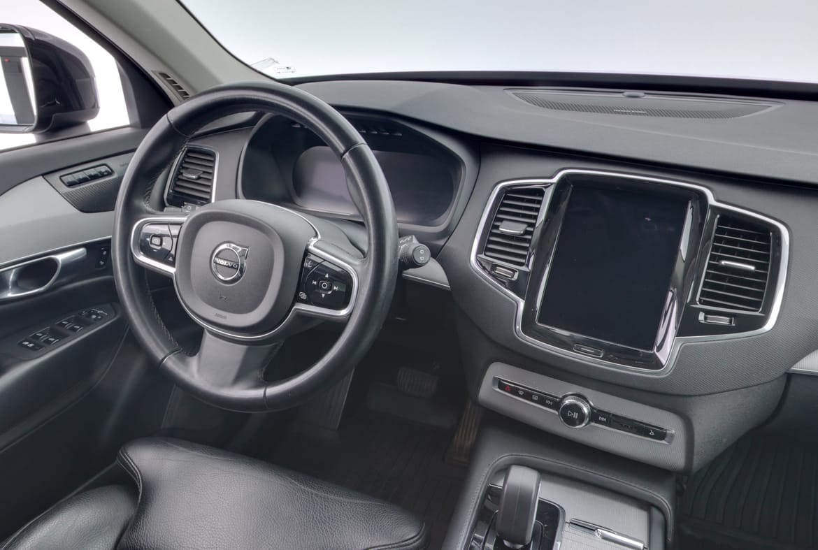 Volvo XC90 2023 - miniatyr 8