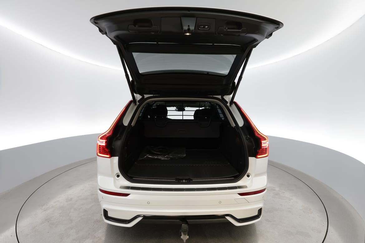 Volvo XC60 2023 - miniatyr 17