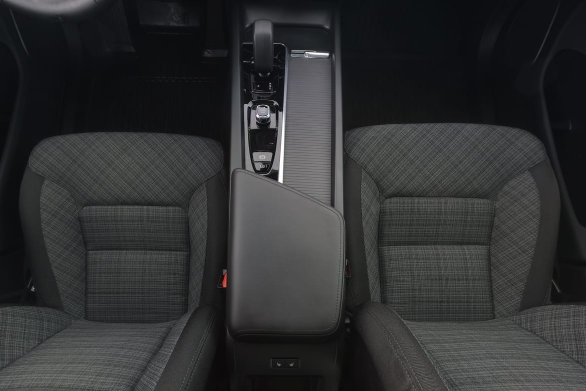 Volvo XC60 2025 - miniatyr 9
