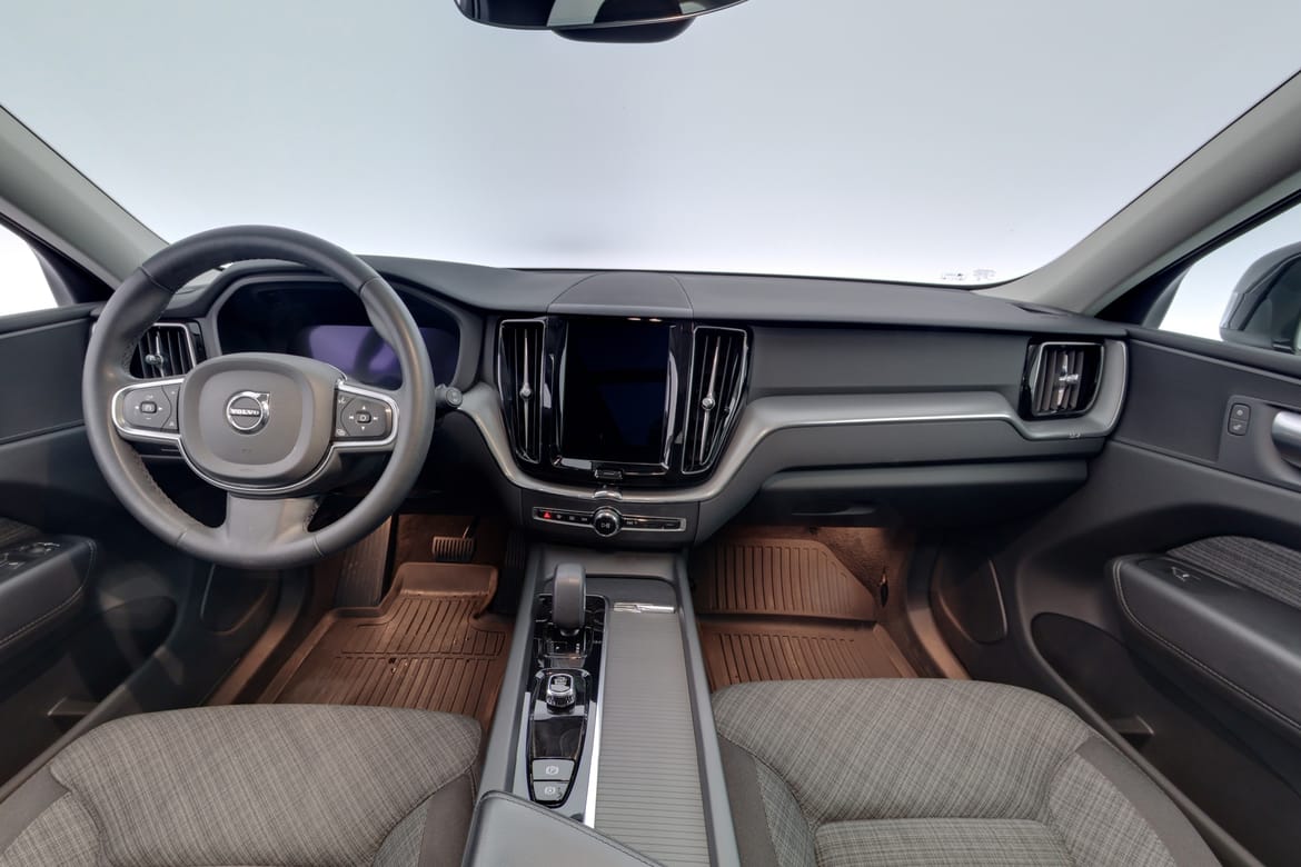 Volvo XC60 2023 - miniatyr 7