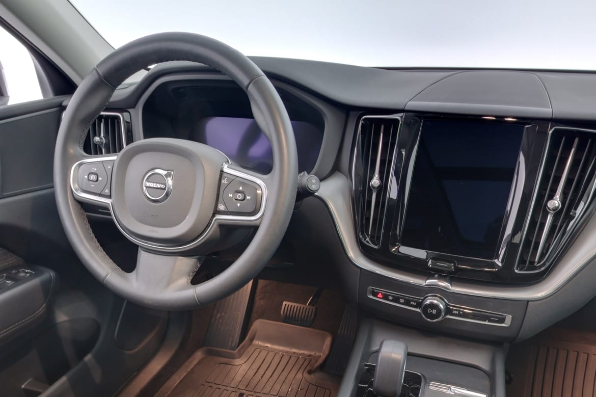 Volvo XC60 2023 - miniatyr 8
