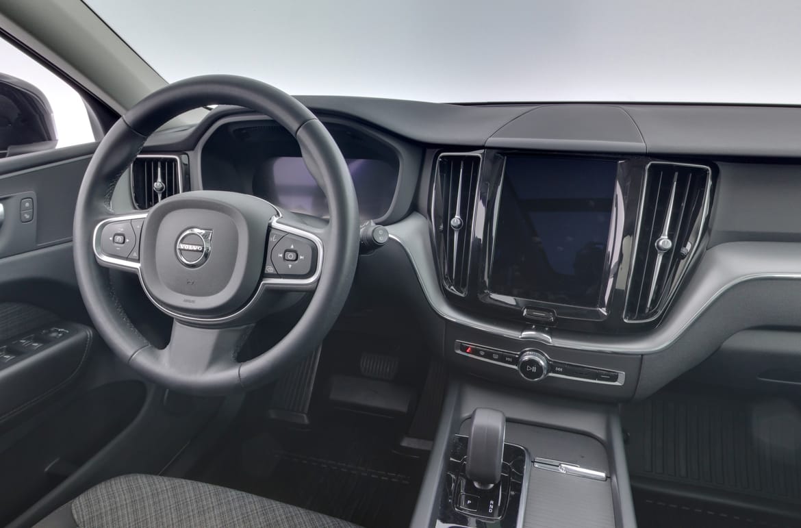 Volvo XC60 2023 - miniatyr 8