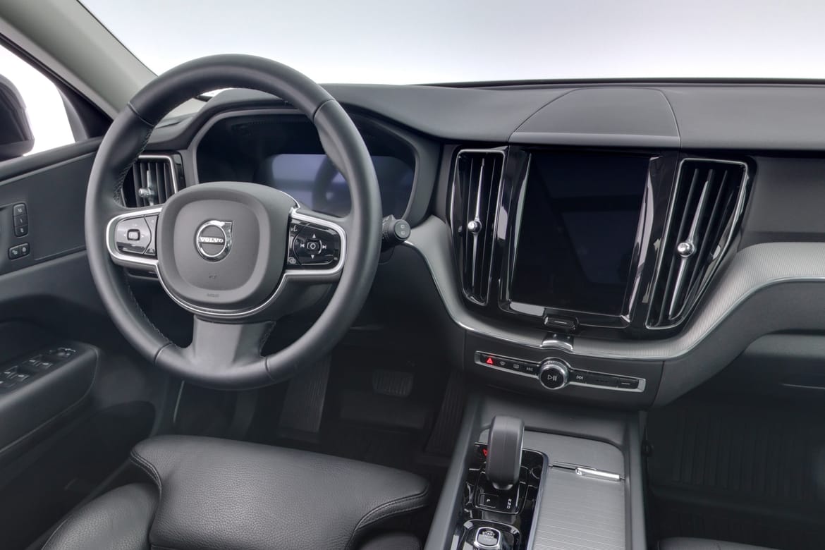 Volvo XC60 2025 - miniatyr 8