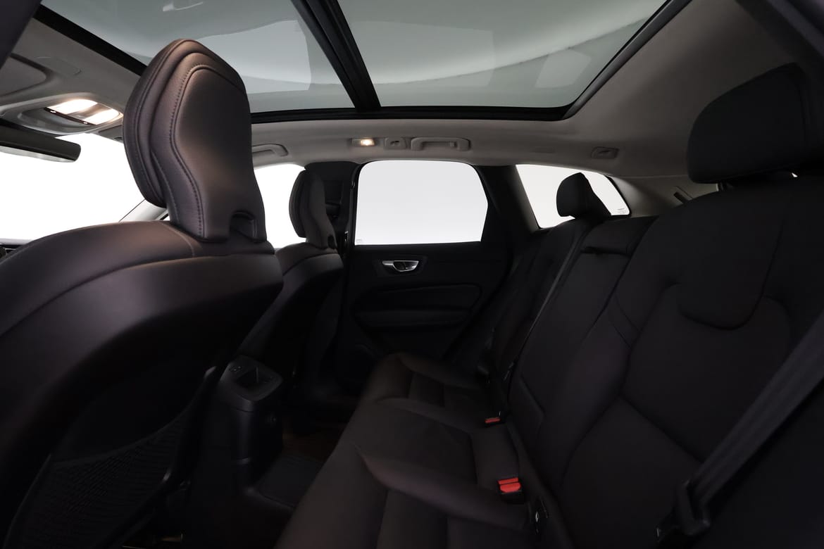 Volvo XC60 2025 - miniatyr 10