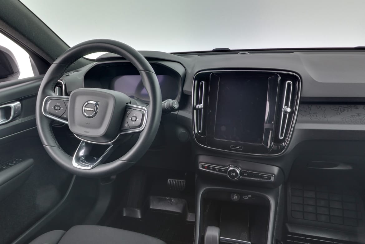 Volvo XC40 2024 - miniatyr 8