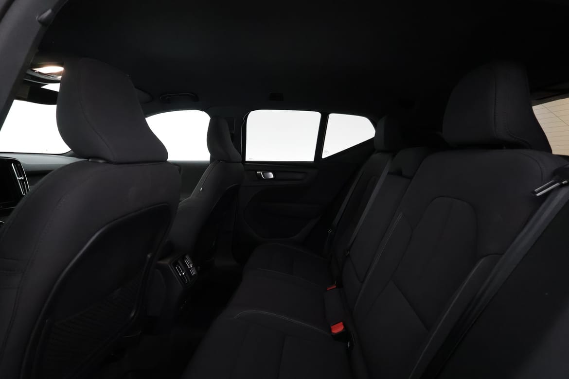 Volvo XC40 2024 - miniatyr 10
