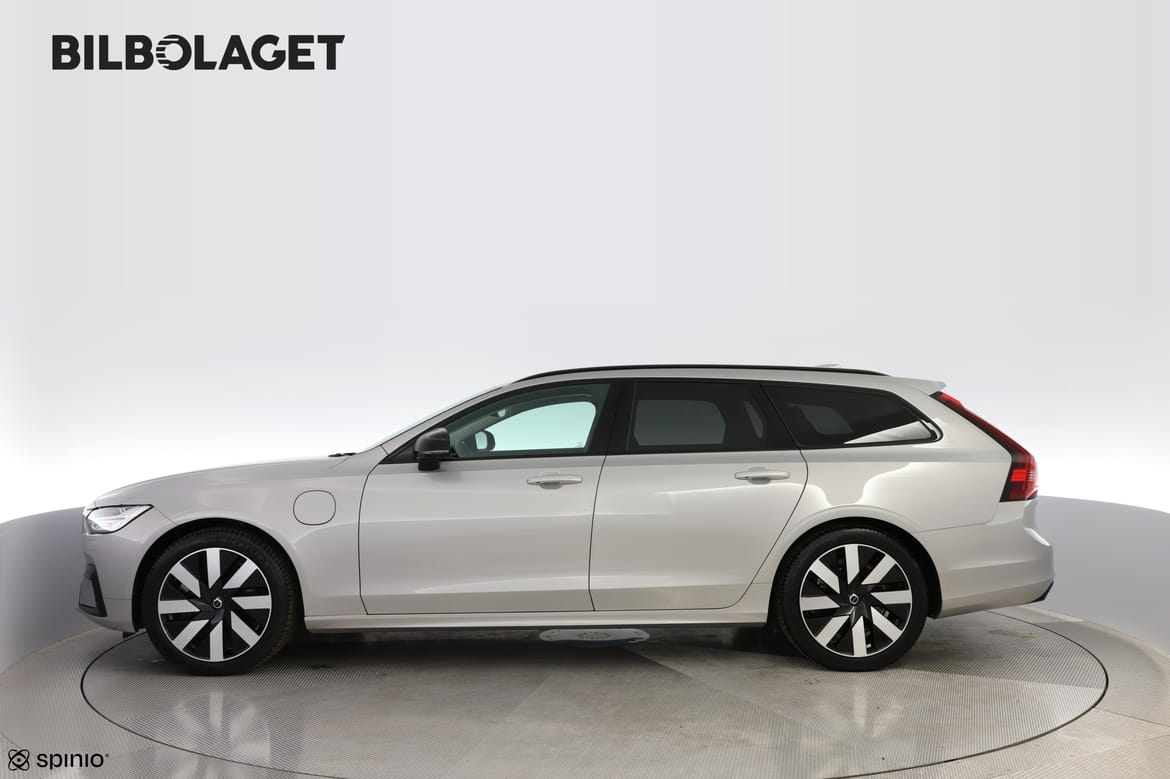 Volvo V90 2025 - miniatyr 2