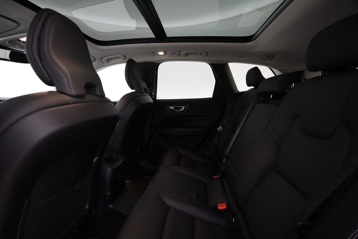 Volvo XC60 2025 - miniatyr 10