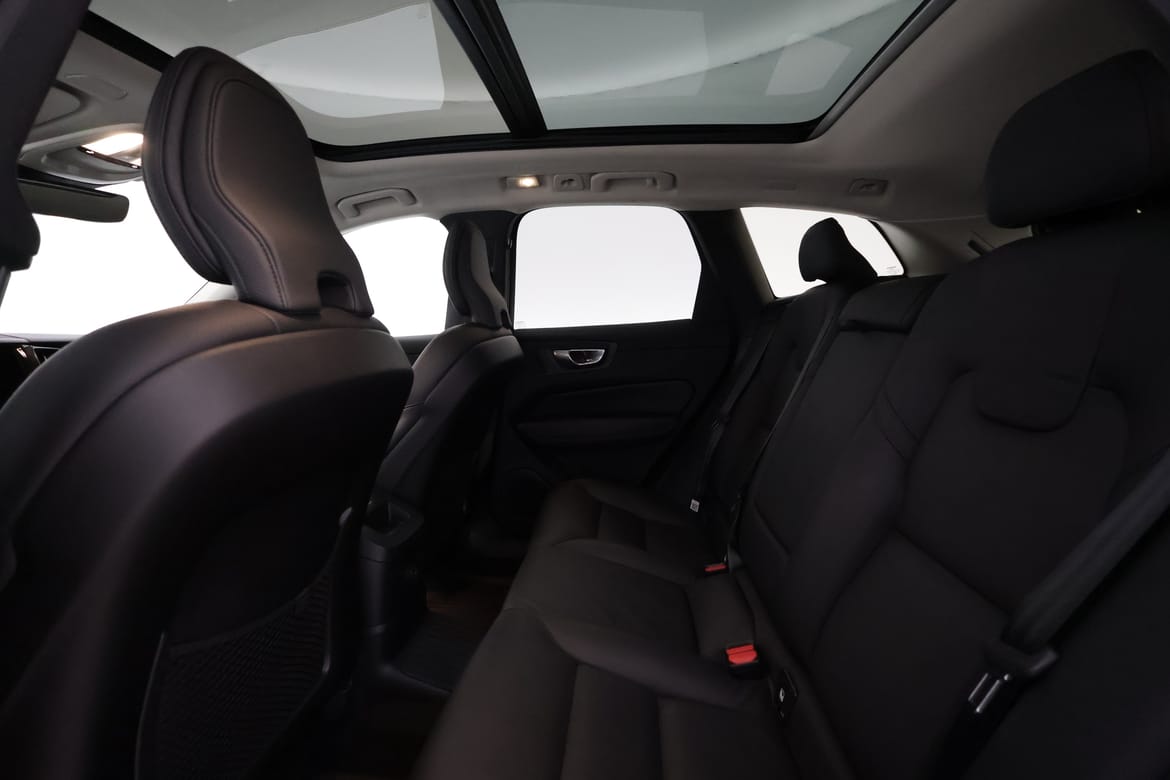 Volvo XC60 2025 - miniatyr 10