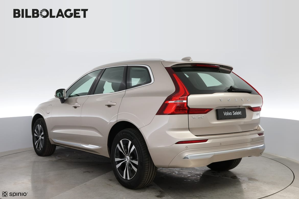 Volvo XC60 2025 - miniatyr 3