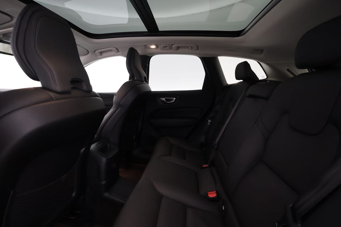 Volvo XC60 2025 - miniatyr 10