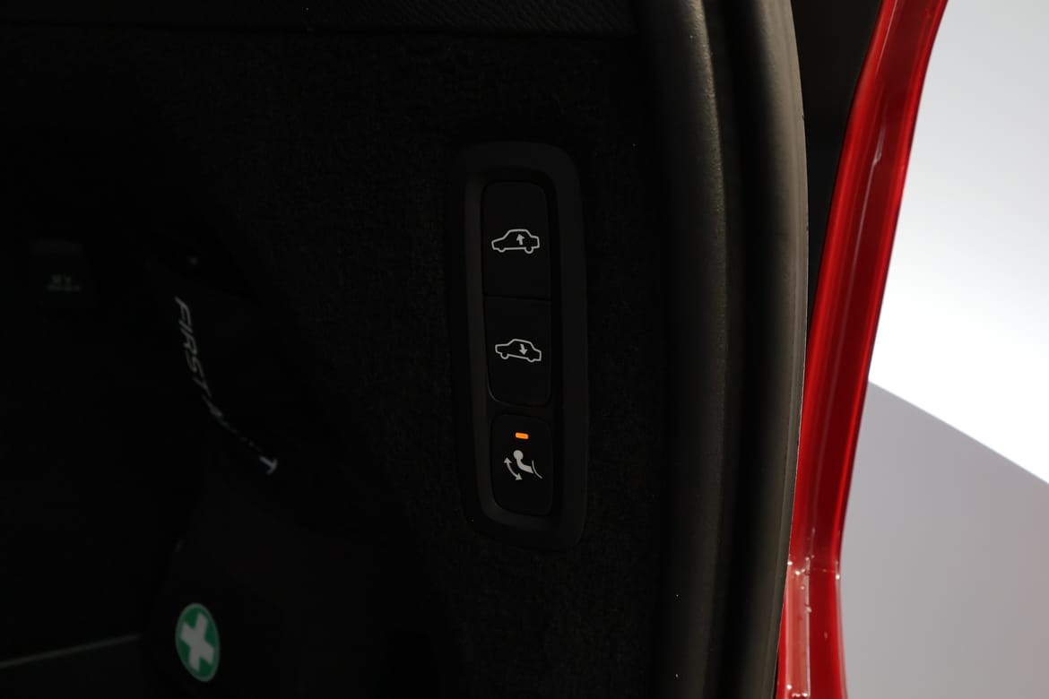 Volvo XC90 2017 - miniatyr 18