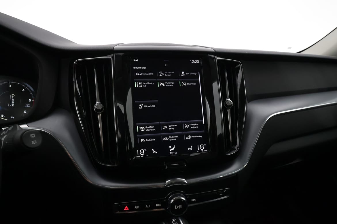 Volvo XC60 2019 - miniatyr 13