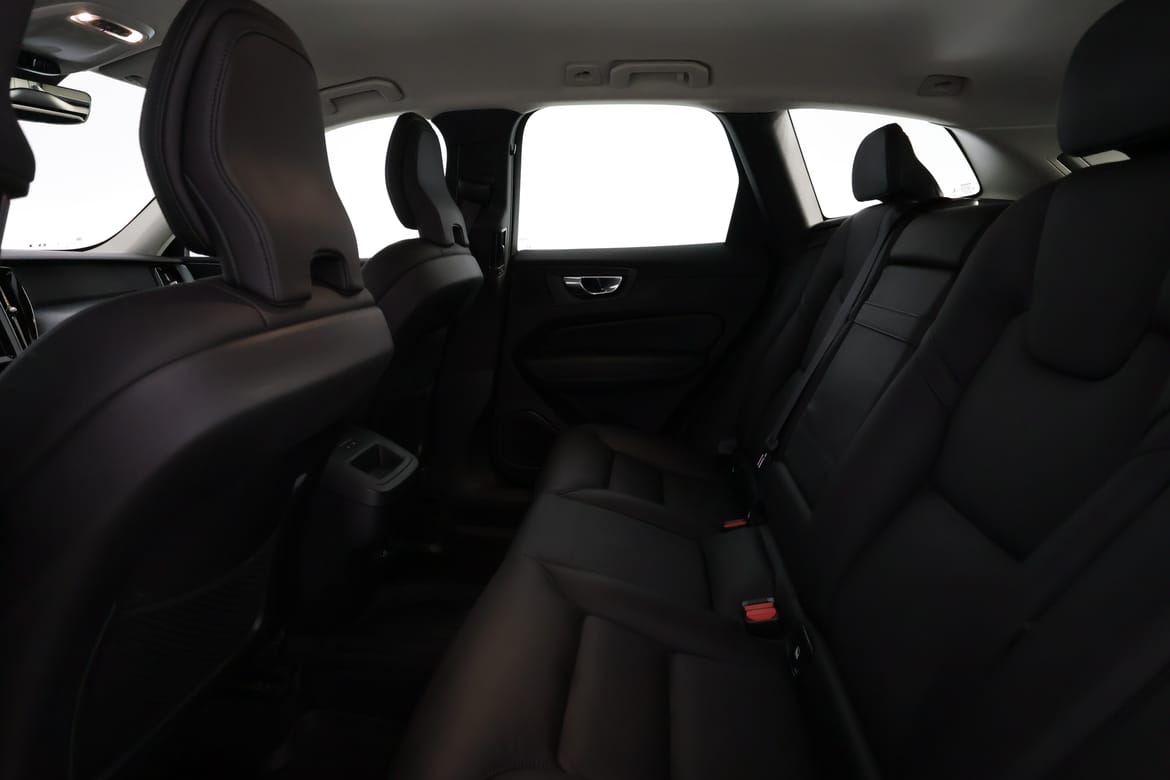Volvo XC60 2019 - miniatyr 10