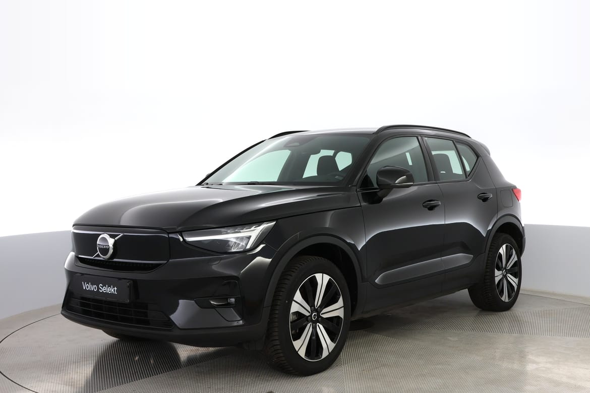 Volvo XC40 2023 - bild 1 av 17